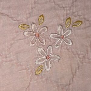 Pottery Barn Kids Cream Quilted Bedspread